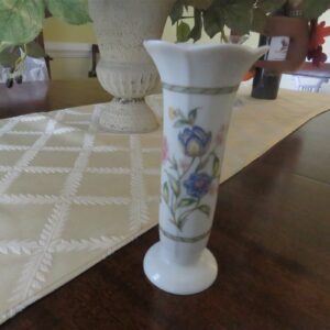 Small Bud Vase Colorful Flowers1