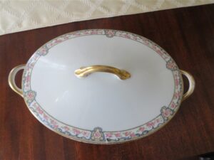 Covered Casserole/Vegetable Bowl – Noritake 2