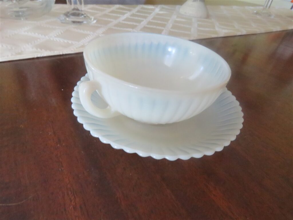 Depression Glass Cream Soup Bowl And Saucer 3