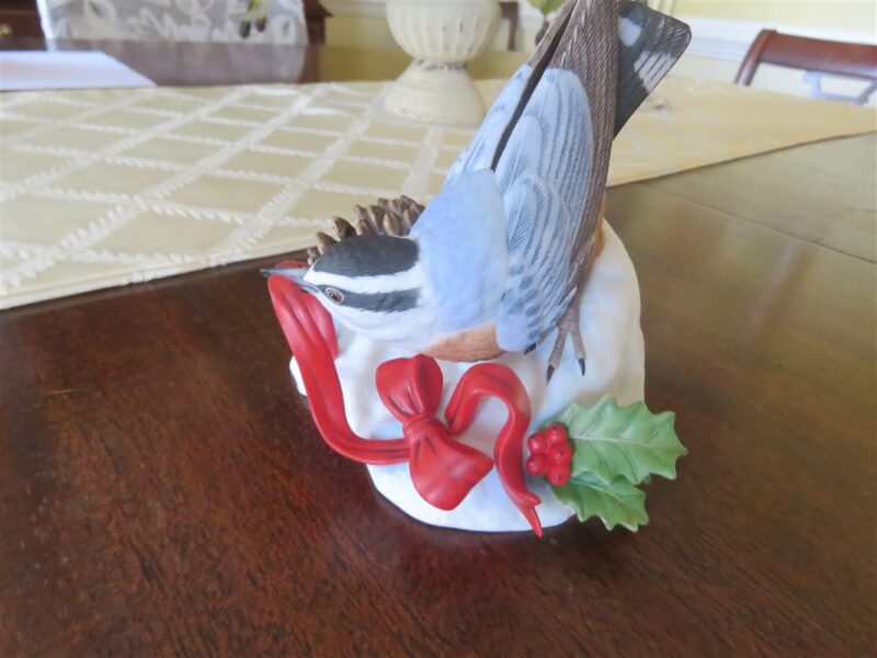 Vintage Lenox Fine Porcelain Bird Figurine 2001 Christmas Nuthatch 3