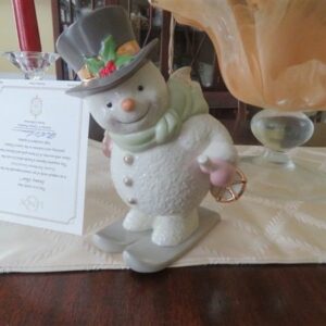 Lenox Bone China Figurine Snowy Skier 6.75" Tall Gold Accented 2