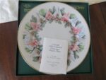 Lenox 1993 Colonial Christmas Wreath Plate 1