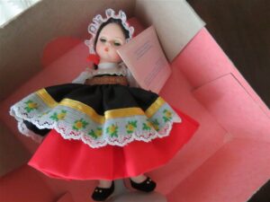 Madame Alexander Doll Czechoslovakia 536 3