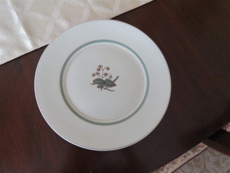 Royal Copenhagen Quaking Grass Dinner Plate 1