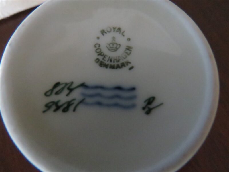 Royal Copenhagen Quaking Grass Demitasse Cup No 884/9481 3