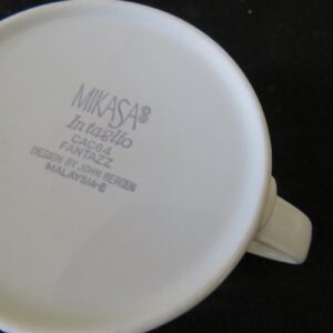 Mikasa China FANTAZZ Intaglio #CAC64 Cup 2