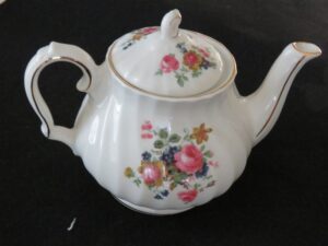 Vintage Sadler China Floral Swirl Teapot #4162 Pattern 2