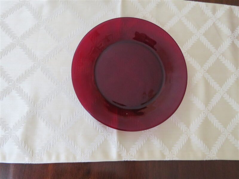 Dinner Plate Royal Ruby by ANCHOR HOCKING