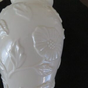 Vintage Lenox “Poppy” Vase 2