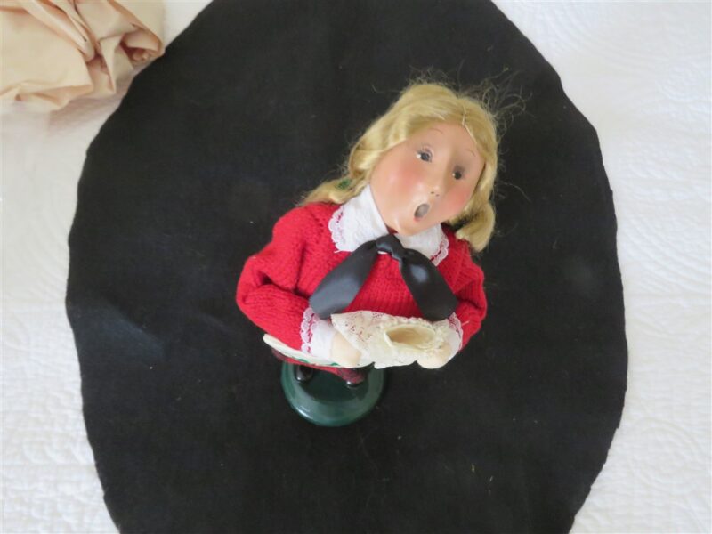 Byers Choice Carolers Holiday | Byers Choice Lenox Exclusive Victorian Child 6