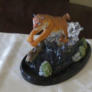 Lenox Collectible River Of The Tiger Majestic Figurine Sculpture 12