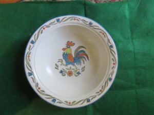 Metlox Poppytrail California Vintage ROOSTER BLEU 10" Round Serving Bowl 1