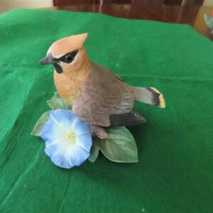 Lenox Garden Birds Sculptures Figurine, Fine Porcelain, Cedar Waxwing 3