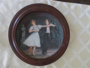 Sound of Music Collector Plate "Laendler" 4th plate in Sound of Music series 1