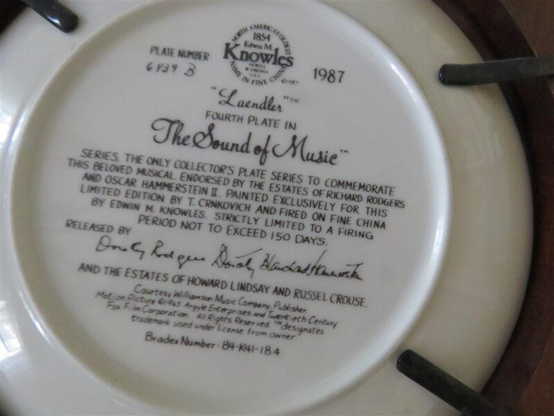 Sound of Music Collector Plate "Laendler" 4th plate in Sound of Music series 3