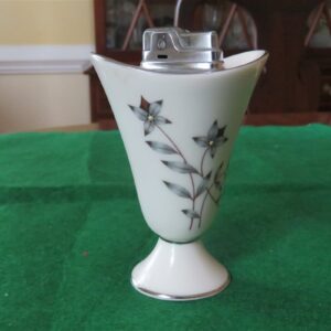 Lenox Ronson Table Lighter. Starburst pattern. 2