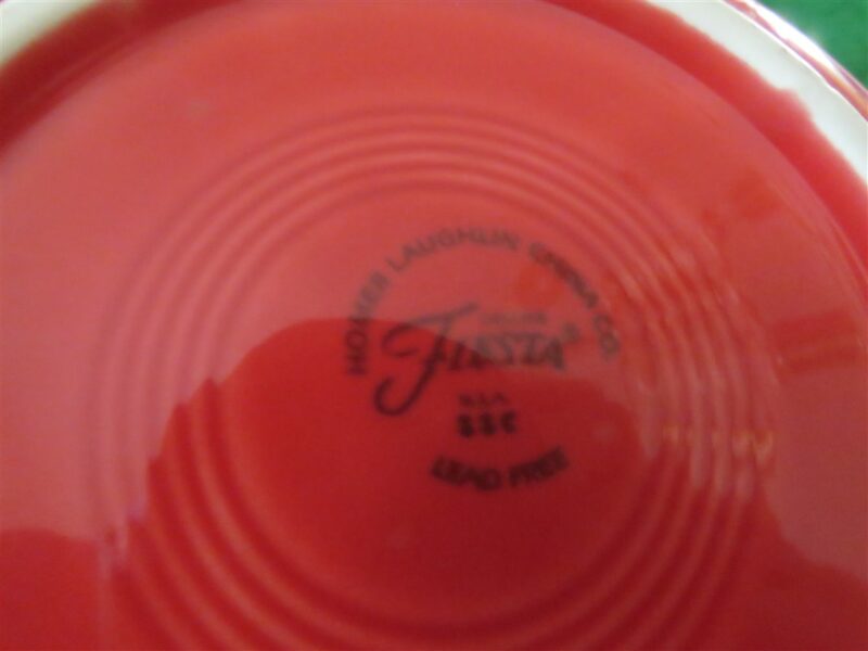 Round Vegetable Bowl Fiesta Pattern Scarlet Color by Homer Laughlin. 4