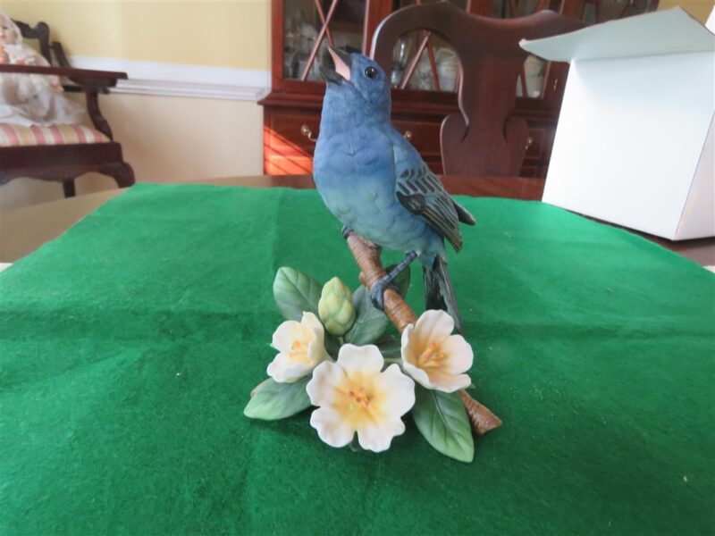 Indigo Bunting – Lenox - Garden Birds Porcelain figurine. 3