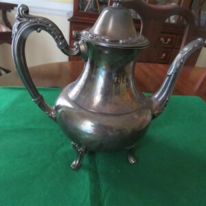 Oneida Silver Silverplated Coffee Pot. William A Rogers. 2