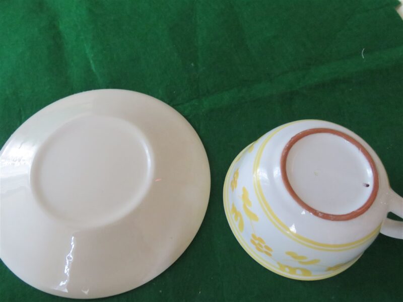 Yellow Clover Cup & Saucer Royal China Cavalier Ironstone 4