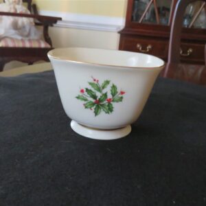Lenox Holly Christmas Candy Dish Footed dish. 1