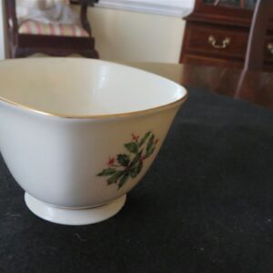 Lenox Holly Christmas Candy Dish Footed dish. 2