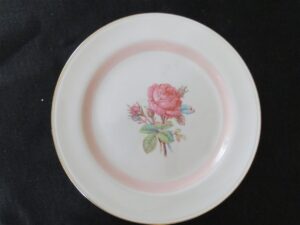 Dinner Plate Homer Laughlin Nautilus Eggshell 1