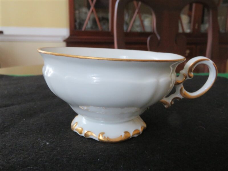 Vintage Hutschenreuther Selb Brighton pattern 1930's Footed cup. 1