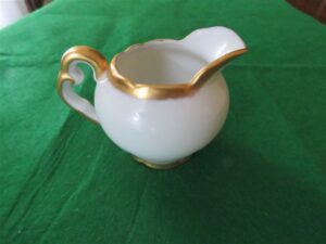 Vintage Hutschenreuther Selb Small Creamer Brighton pattern 1