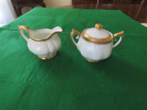 Vintage Hutschenreuther Selb Small Creamer & Sugar Bowl Brighton pattern 1