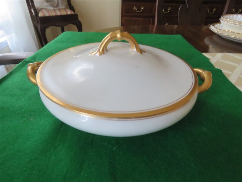 Haviland France White Porcelain China & Gold Trimmed Covered Vegetable Bowl 1