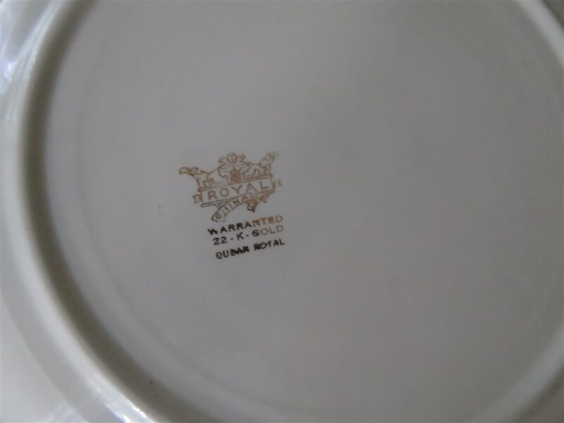 Royal China, USA Chop plate Serving plate "Quban Royal" 3