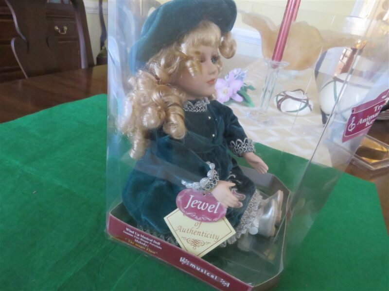 Collectors Choice Musical Porcelain Doll Vintage Jewel Gift Gallery 3