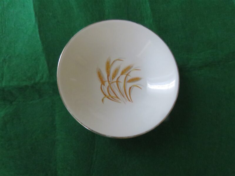 Duz Detergent Golden Wheat Fruit Dish. These are very rare. 1