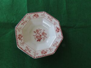 Octagonal Berry Bowl Independence Iron Stone Castleton 1