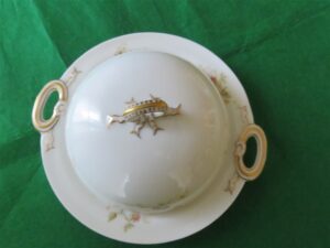 Vintage Covered Butter Dish Haviland France 2