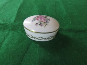 Limoges Porcelain Trinket Box. Oval shape with lid. 1