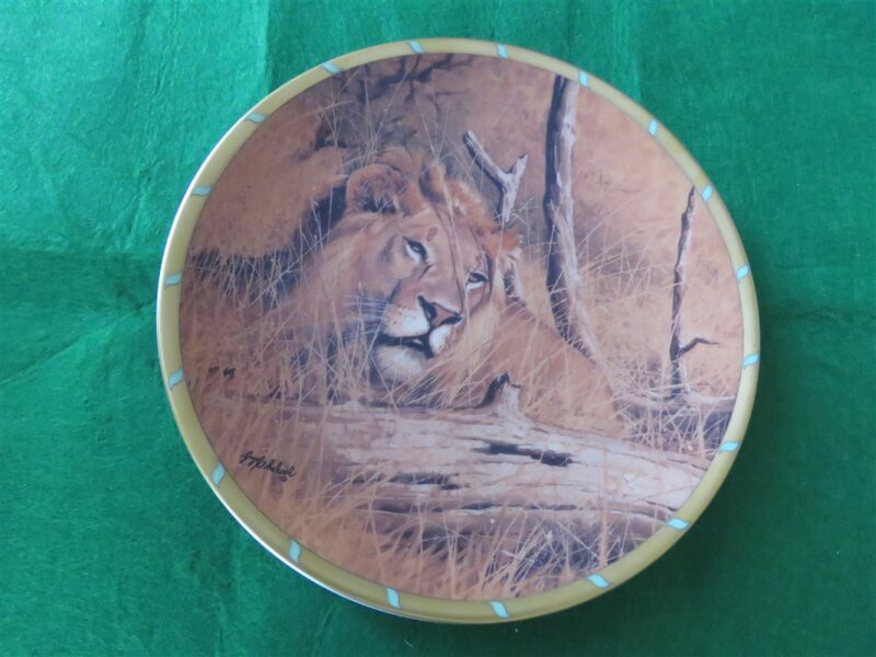 Lenox Collector Plate 1994 Lion in Wait by Guy Coheleach Royal Cats Plate Collection 1