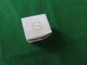 Noritake Porcelain Trinket Box A beautifull miniature trinket box. 1