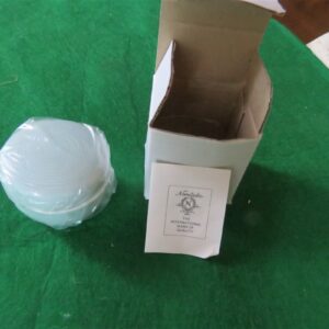 Noritake Porcelain Trinket Box A beautifull miniature trinket box. 2