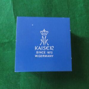 Vintage Kaiser Porcelain Red Gold Bird Ming Design Trinket Box 1