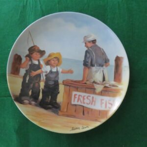 Knowles Collector Plate “Fish Story” by Jeanne Down 1