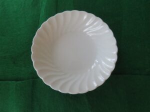 Regency White Pattern Fruit Berry Dessert Dish Johnson Brothers Ironstone .1