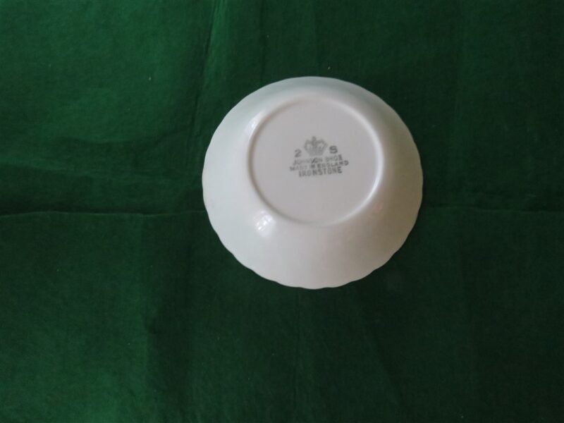 Regency White Pattern Fruit Berry Dessert Dish Johnson Brothers Ironstone . 2