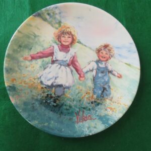 Collector Plate “Playtime” Second issue in series “My Memories” by Mary Vickers. 1