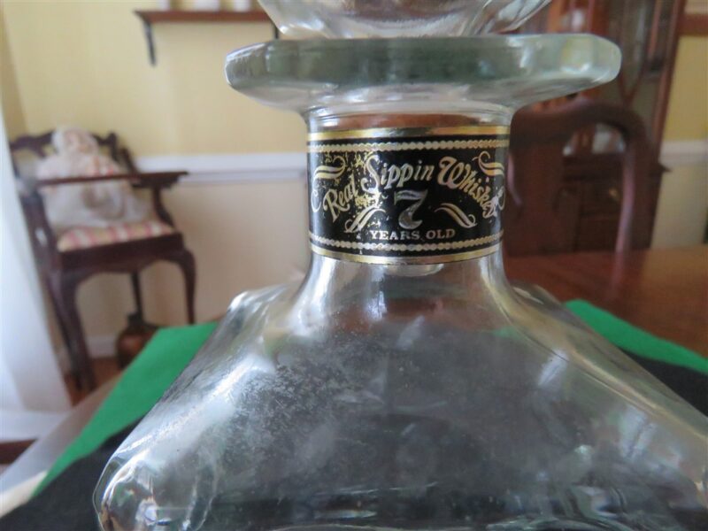 Ezra Brooks Kentucky Bourbon Whiskey Decanter, Clear Glass Vintage 70’s 3