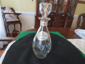 Walkers DELUXE BOURBON Starburst 4/5 Quart Round Glass Decanter Bottle 1