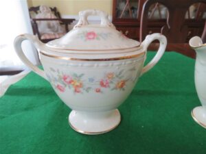 Georgian sugar bowl and creamer Homer Laughlin Eggshell J45 N5 a2