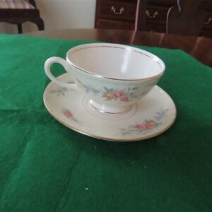Cup & Saucer Homer Laughlin J46N5 Eggshell Georgian 1