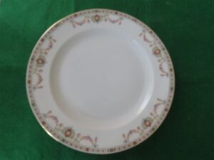 Hutschenreuther Dinner Plate Hut443 Pattern 1